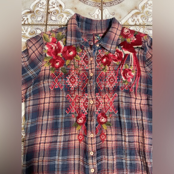 Johnny Was Embroidered Flannel - Picture 3 of 8